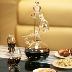DeLuxe Porto Wine Set - DECANTER with 4 Glasses/ Pipes